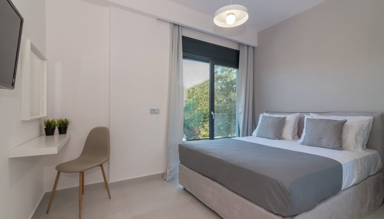Elia Luxury Villa