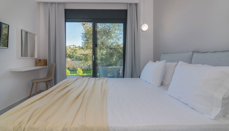 Elia Luxury Villa