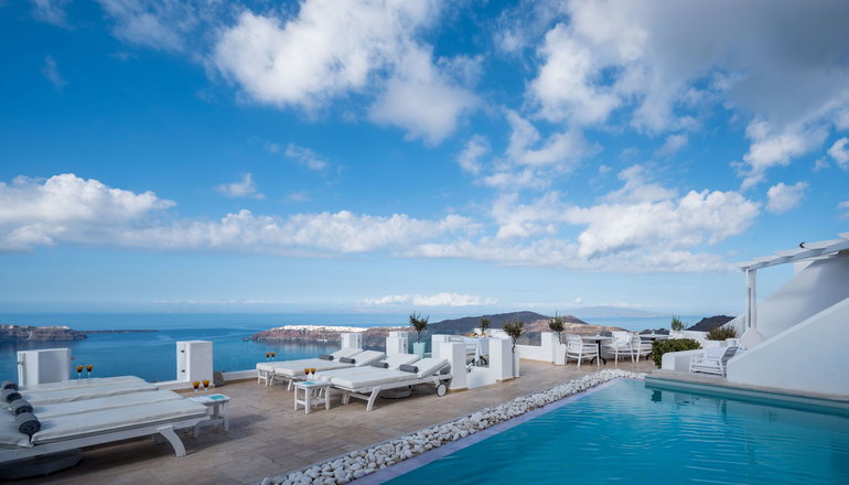 Above Blue Suites - Ημεροβίγλι, Σαντορίνη