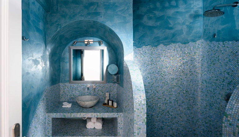Above Blue Suites - Ημεροβίγλι, Σαντορίνη