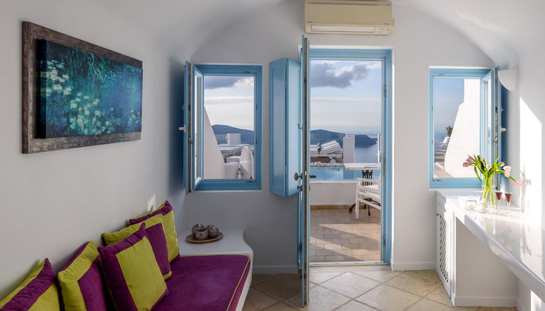 Above Blue Suites - Ημεροβίγλι, Σαντορίνη