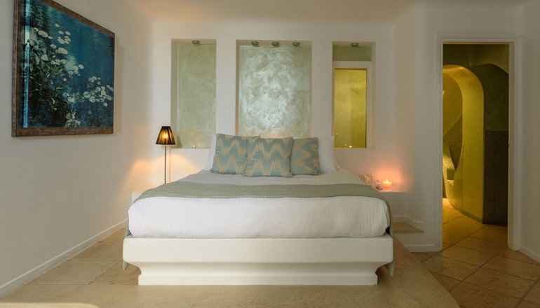 Above Blue Suites - Ημεροβίγλι, Σαντορίνη