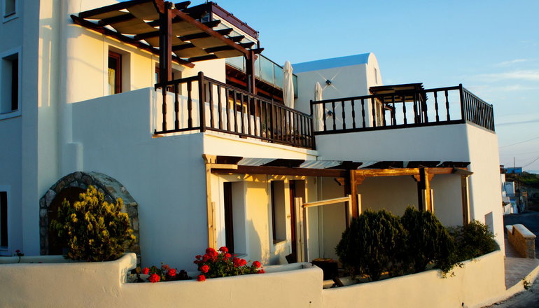 Amerisa Suites Santorini