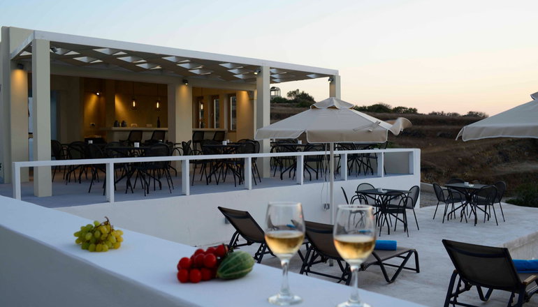 4* Aplai Dome - Οία, Σαντορίνη