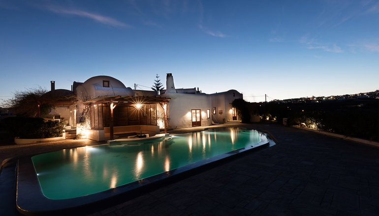 Aquaria Villa Santorini