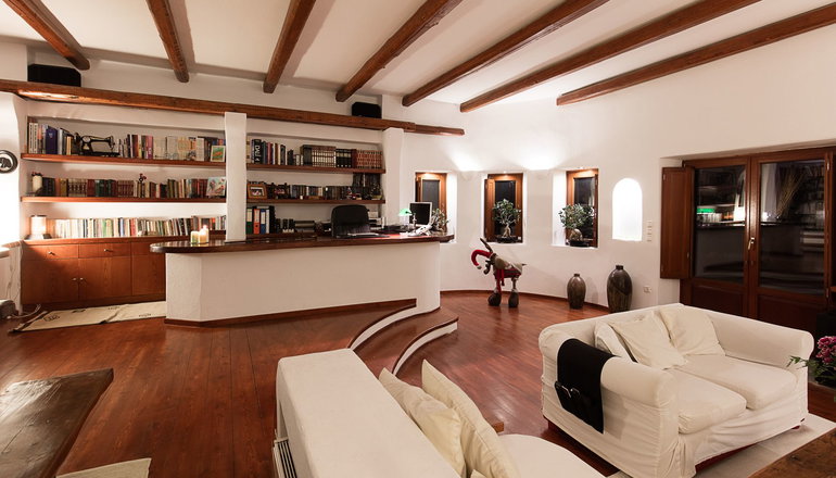 Aquaria Villa Santorini