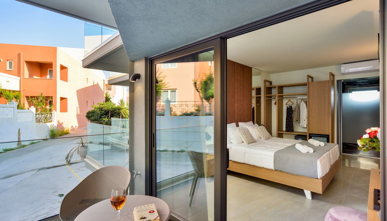 4* Elia Agia Marina