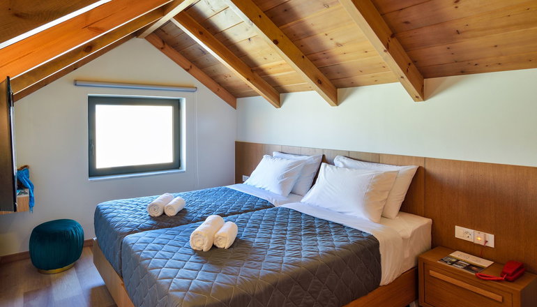 4* Elia Agia Marina