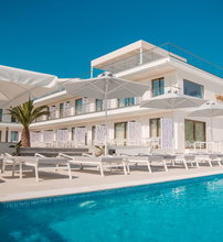 Laguna Resort