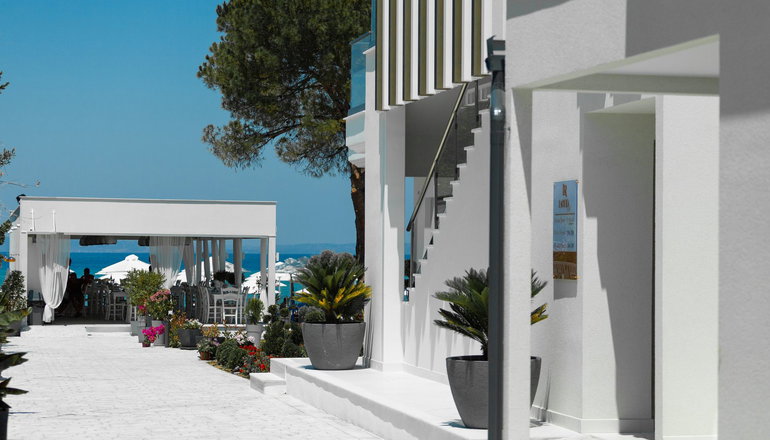 Laguna Resort