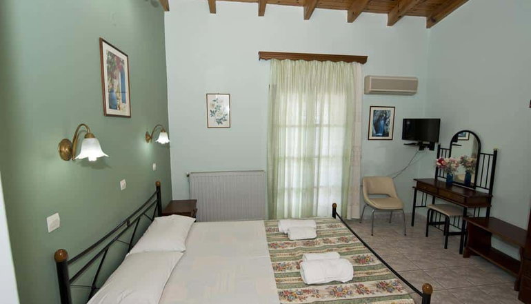 Agnantio Monemvasia