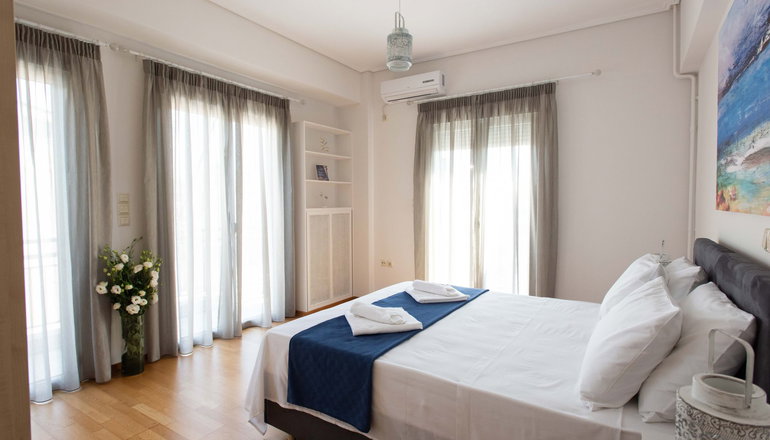 Blue Ark Elegant Athens