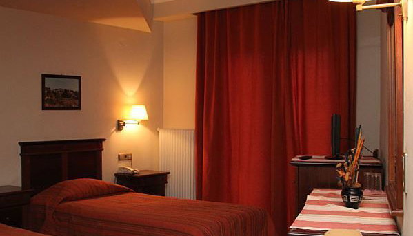 Mythos Hotel