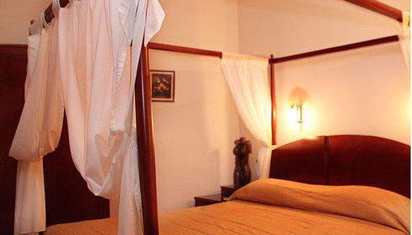 Mythos Hotel