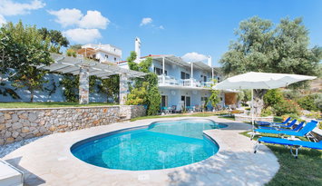 Sunny Place Resort - Δορούφι, Πόρτο Χέλι
