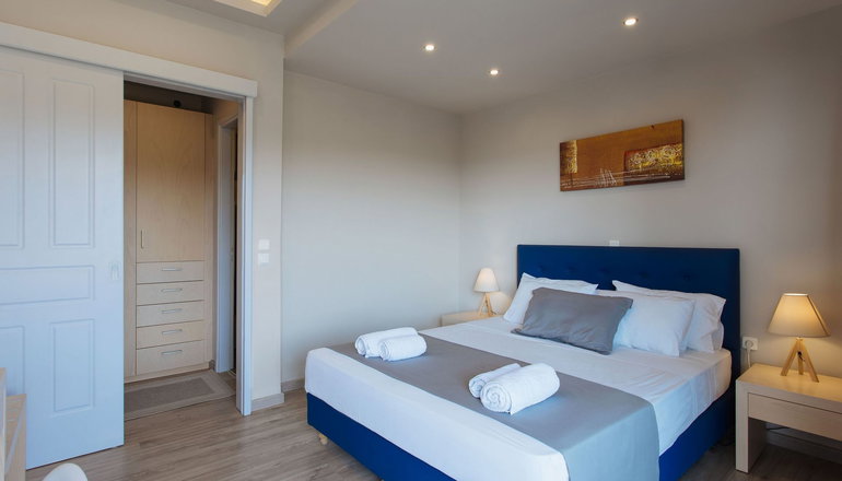 Sunny Place Resort - Δορούφι, Πόρτο Χέλι