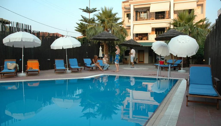 Santa Maura Studios & Apartments