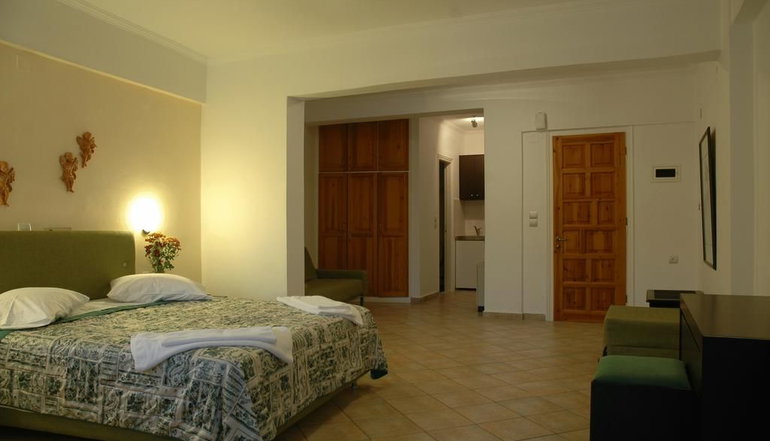 Santa Maura Studios & Apartments
