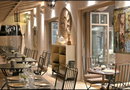 6 Keys Hotel