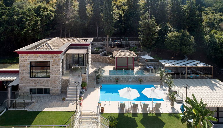 Karvouno Villas