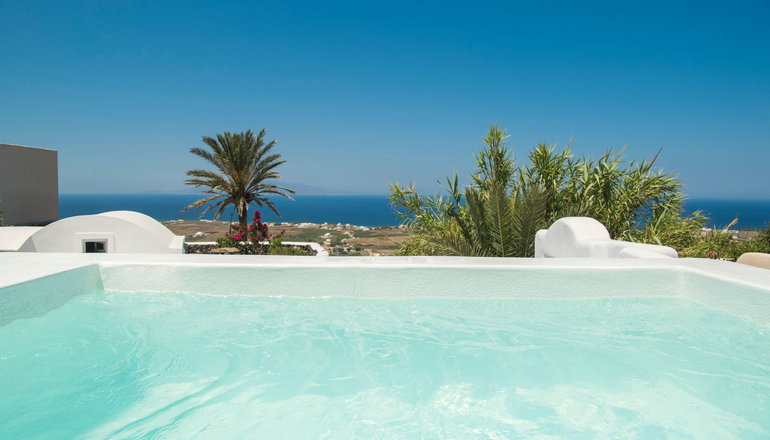 4* Aqua Serenity Luxury Suites