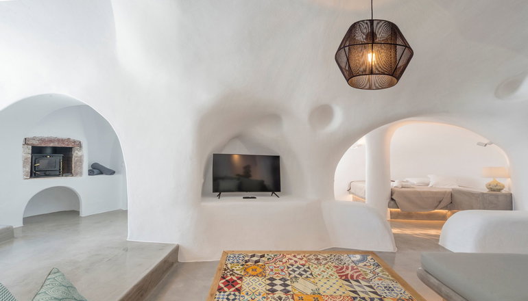 4* Aqua Serenity Luxury Suites