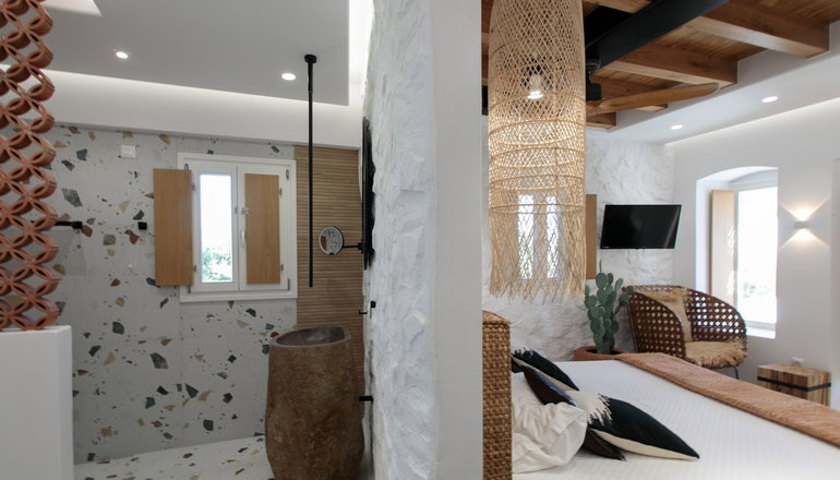 Alkyoni Beach Hotel