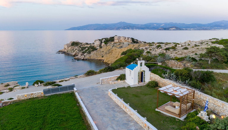 Amalgam Homes Paros Beachfront Luxury Villa