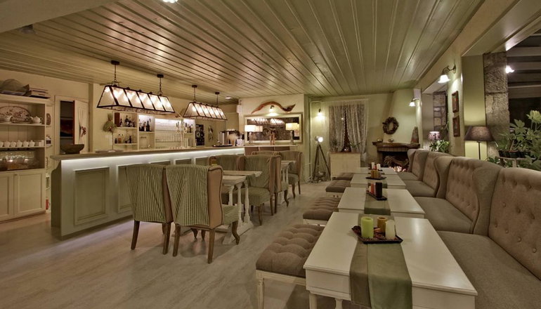 4* Skamnos Boutique Hotel