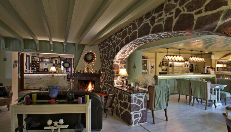 4* Skamnos Boutique Hotel