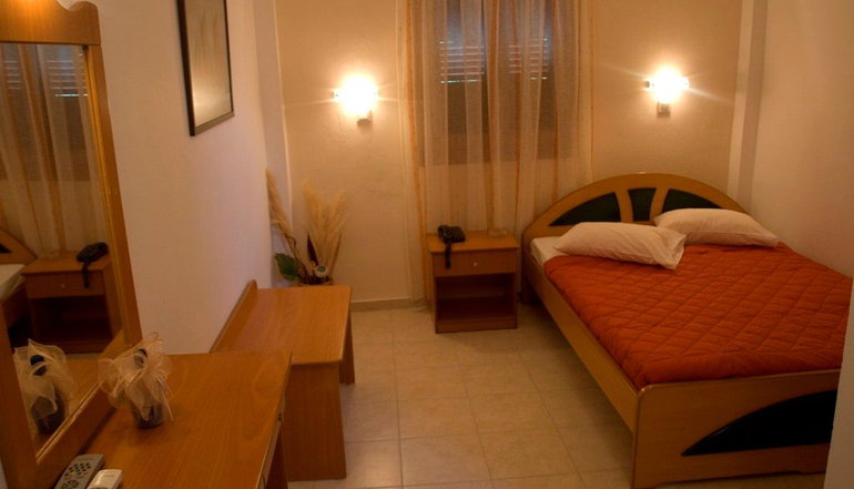 Galaxy Hotel - Μυλοπότας, Ίος