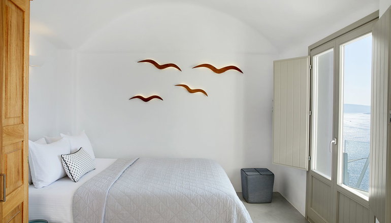 La Perla Villas & Suites
