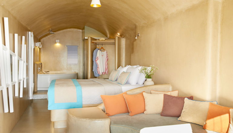 La Perla Villas & Suites