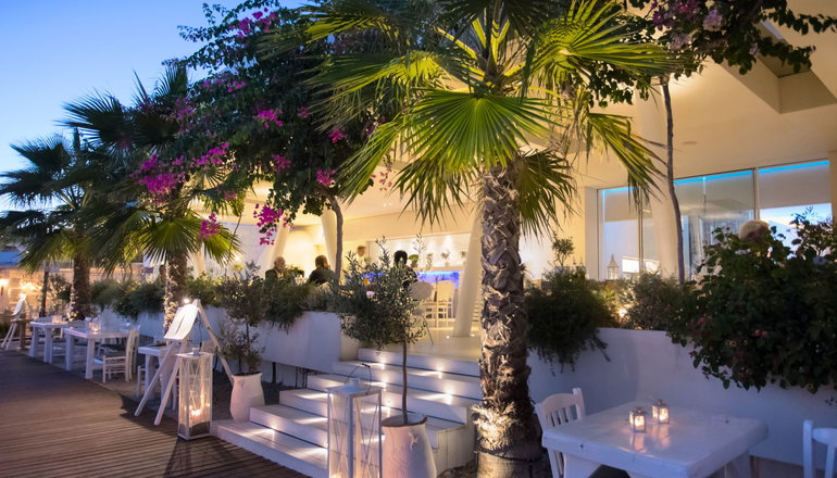 5* Mykonos Dove Beachfront Hotel - Πλατύς Γιαλός, Μύκονος