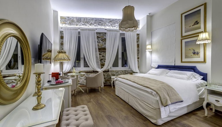 1844 Suites - Ερμούπολη, Σύρος