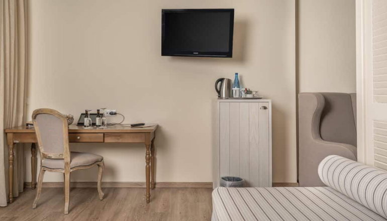 4* Art Hotel Debono - Γουβιά, Κέρκυρα