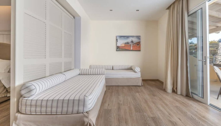 4* Art Hotel Debono - Γουβιά, Κέρκυρα