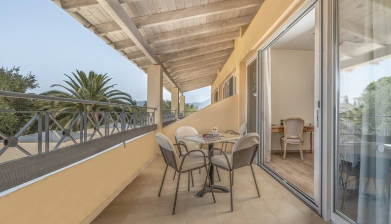 4* Art Hotel Debono - Γουβιά, Κέρκυρα