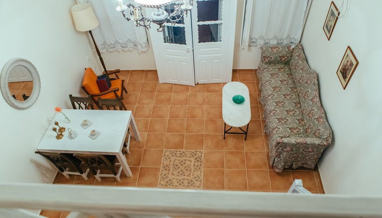 Day One Fira Mansion