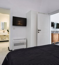 Mirinda Villa Santorini