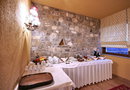 Aiora Luxury Suites