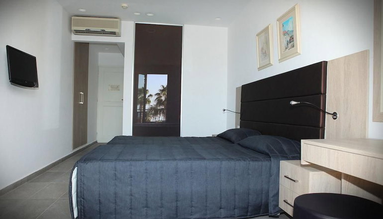 Dionysos Central Hotel Paphos