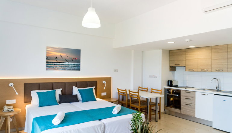 Helios Bay Hotel and Suites
