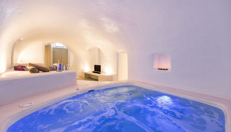 Kampanario Villa Santorini