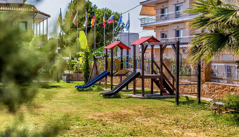 Greek Pride Hotel & Apartments