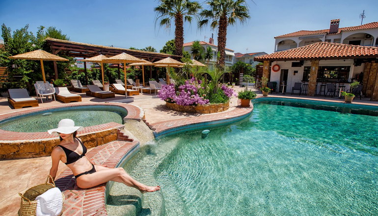 4* Greek Pride Seafront Hotel