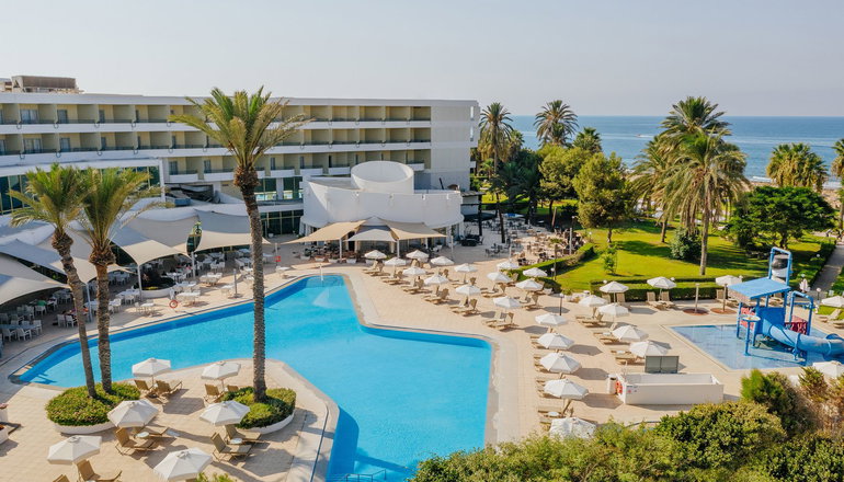4* Louis Imperial Beach