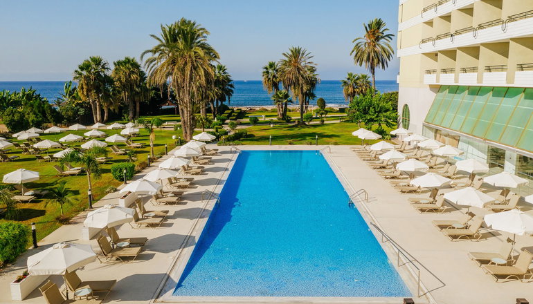 4* Louis Imperial Beach