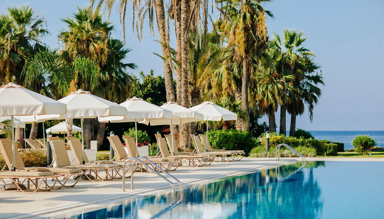 4* Louis Imperial Beach