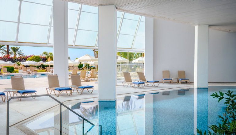 4* Louis Imperial Beach